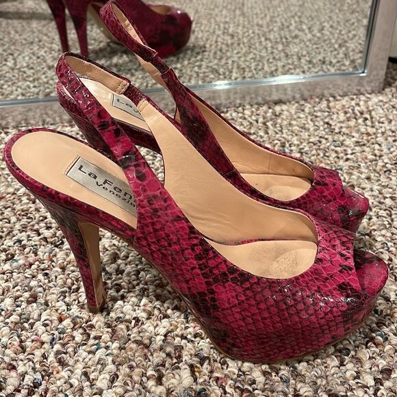 Vero Cuoio Hot Pink Snakeskin Heels - Picture 3 of 5